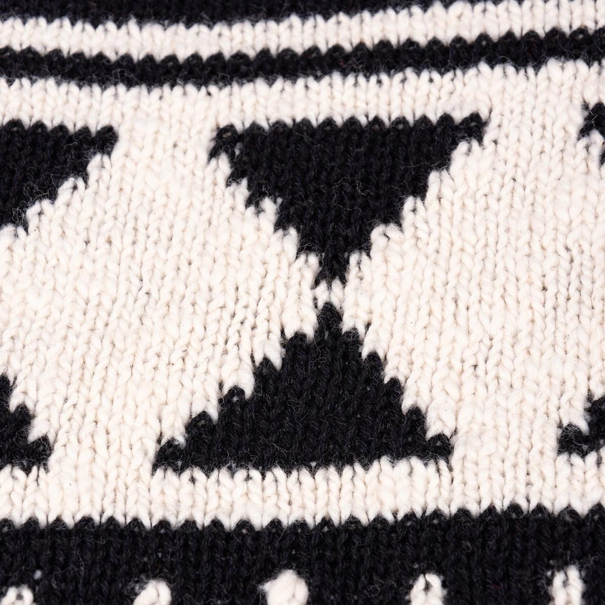 Geometric Black Throw Blanket - Cotton