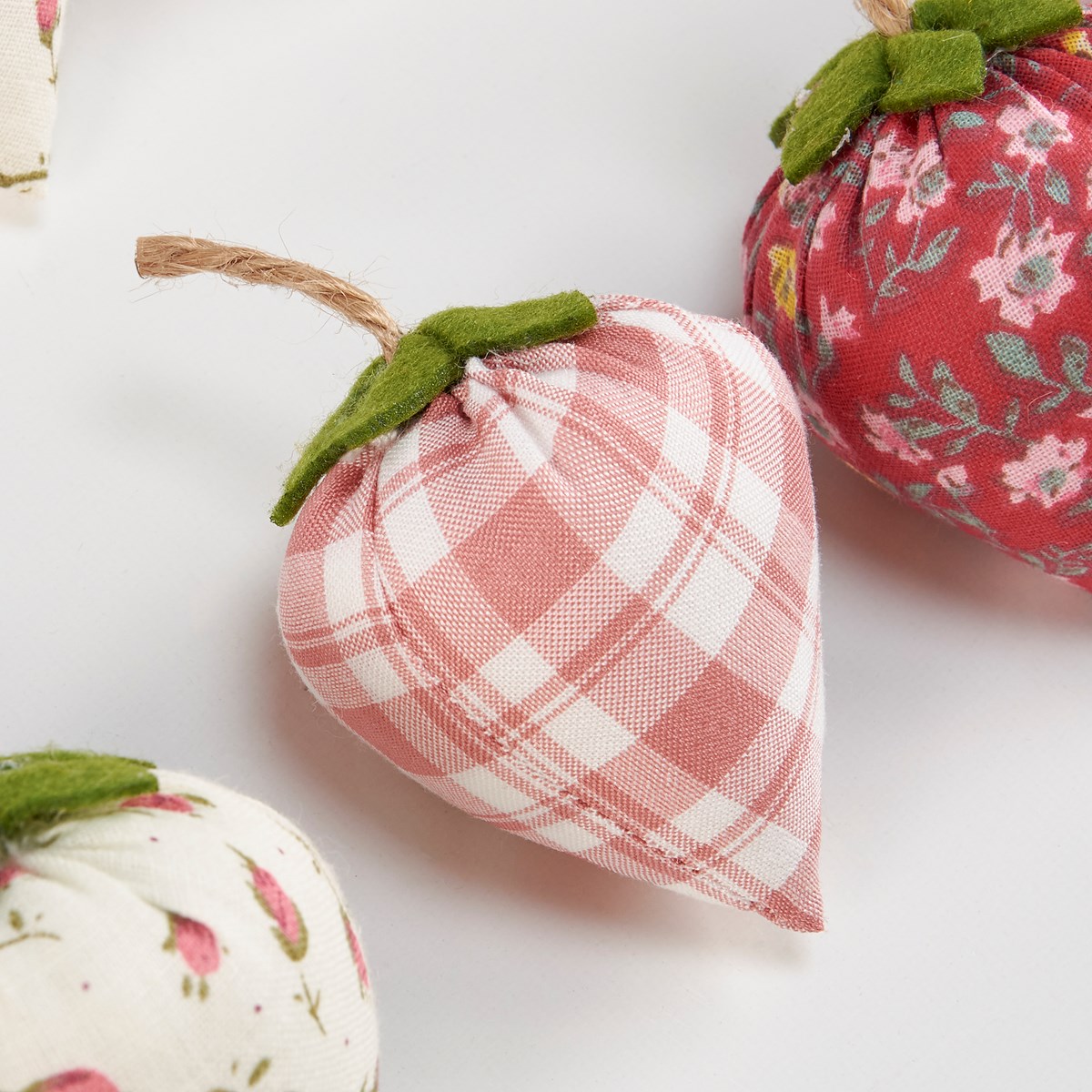 Fabric Strawberries In Basket  - Cotton, Jute, Felt