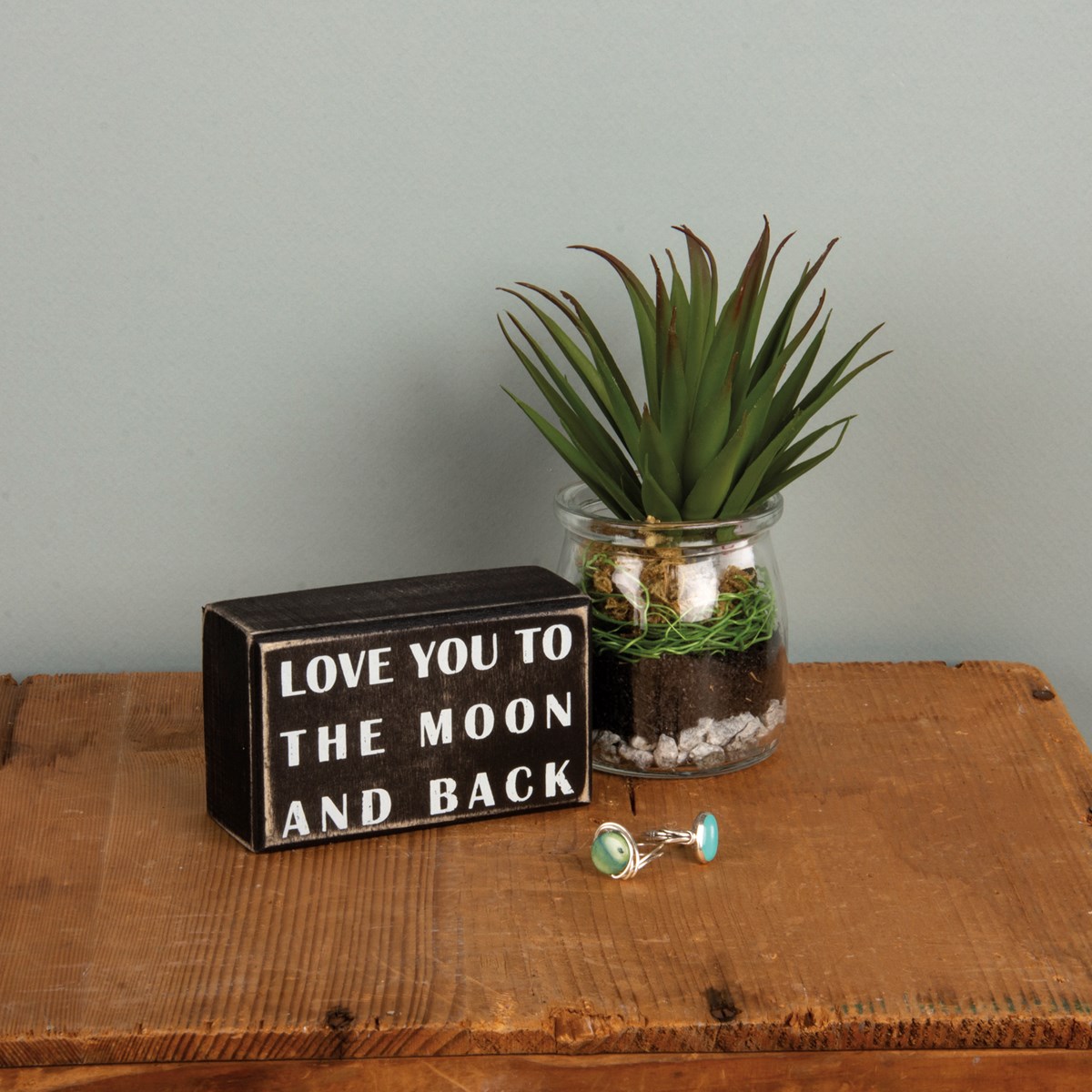 Box Sign - To The Moon And Back - 4" x 2.50" x 1.75" - Wood