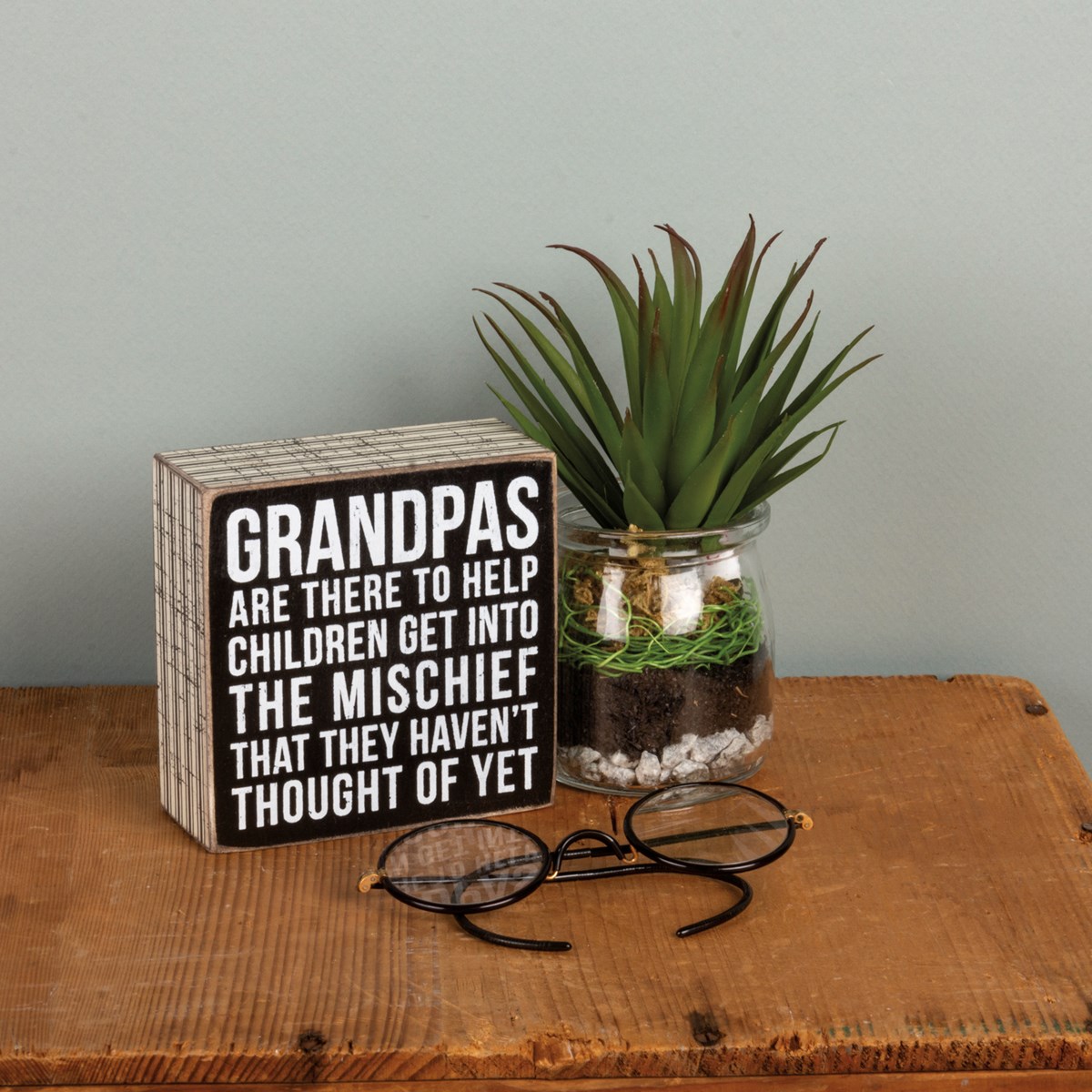 Grandpas Box Sign - Wood