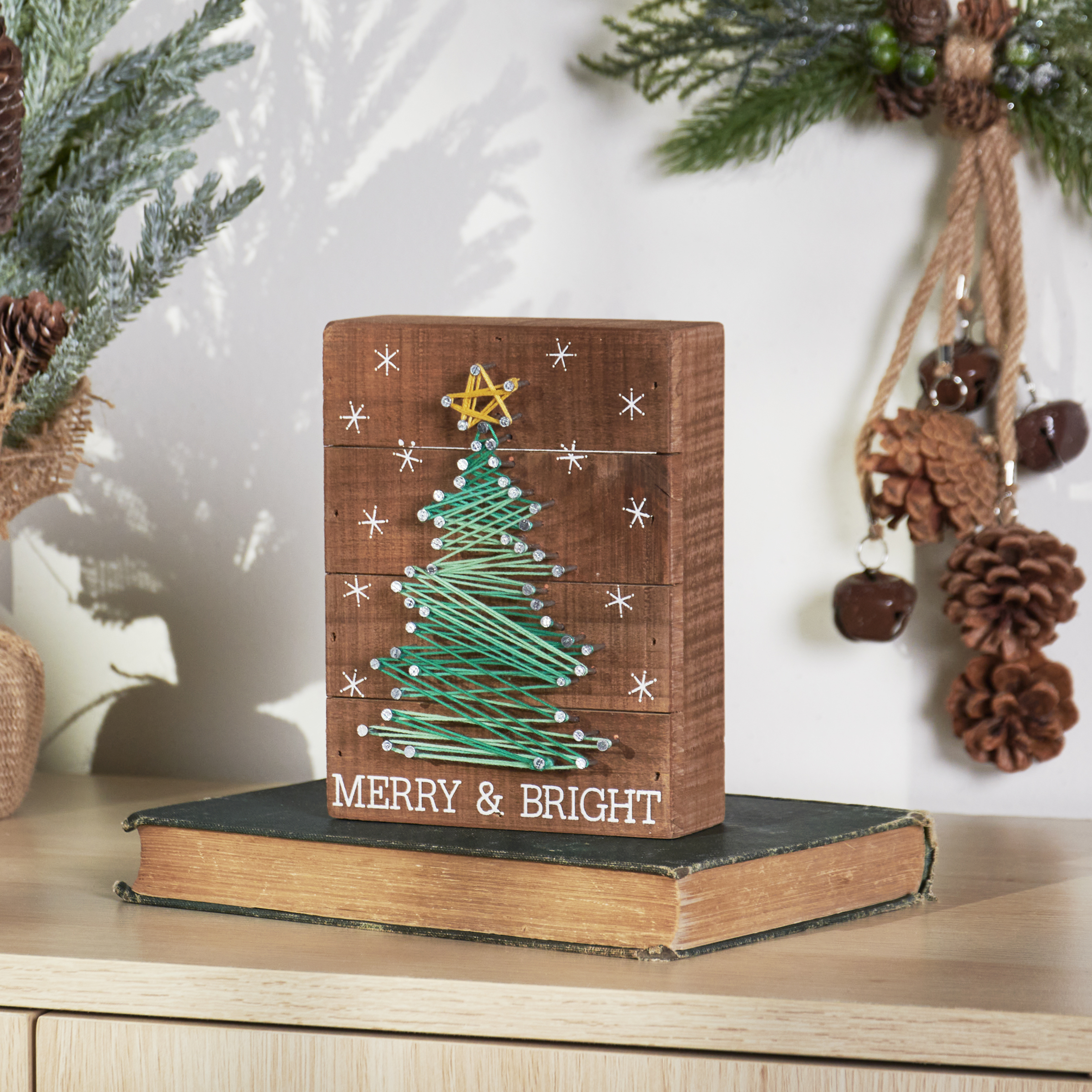 Merry & Bright String Art | Primitives By Kathy